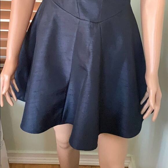 CAMEO STUNNING FIT‎ & FLARE MINI DRESS SIZE XS - Picture 4 of 8